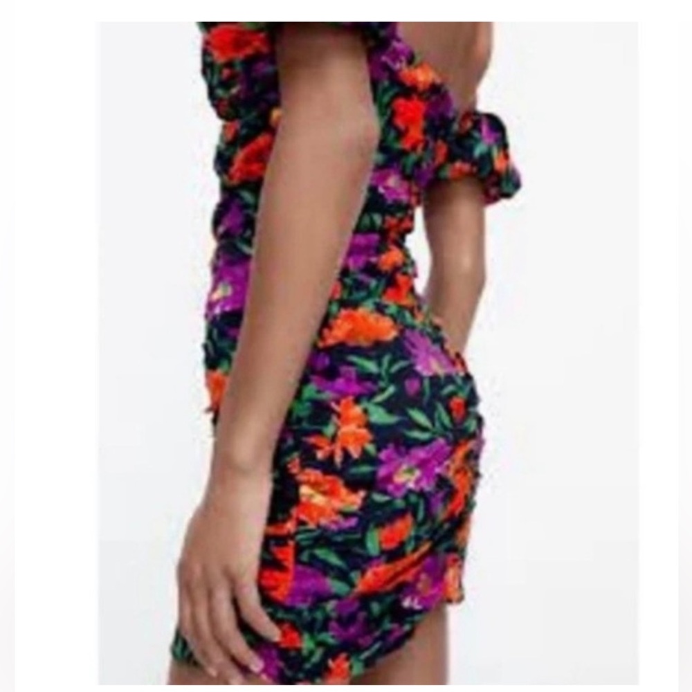 NWT Zara floral off the shoulder mini dress